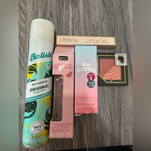 Mystery Beauty Box - Assorted Makeup, skincare & accessories SEE EXAMPLE PHOTOS - Picture 8 of 11